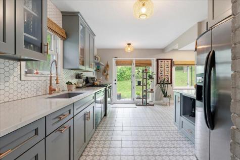 425 County Road 19 Minnetrista MN 55364
