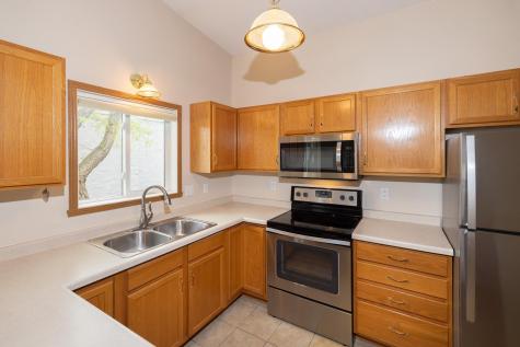 4780 10th Avenue S Fargo ND 58103
