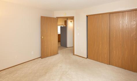 4780 10th Avenue S Fargo ND 58103