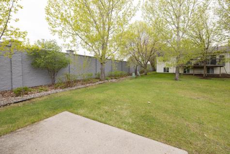 4780 10TH Avenue S Fargo ND 58103