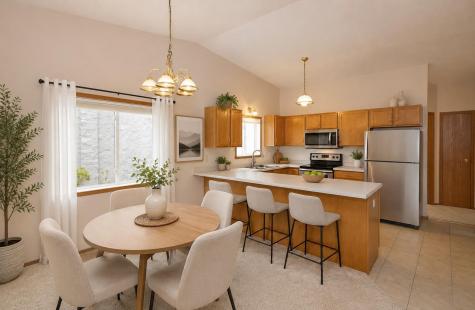 4780 10th Avenue S Fargo ND 58103