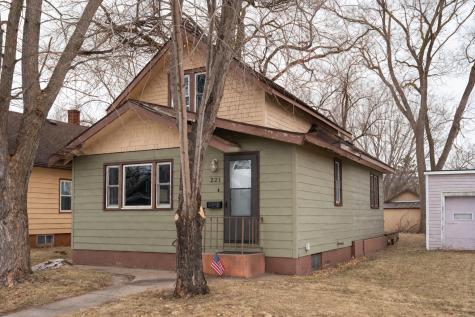 221 25th Avenue N Saint Cloud MN 56303