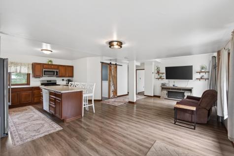 27680 Redwing Avenue Shafer MN 55074