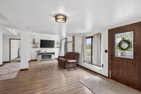 27680 Redwing Avenue Shafer MN 55074