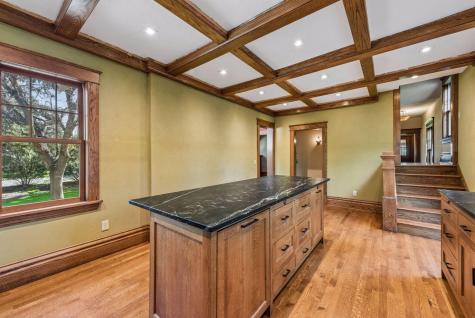 1085 Ryan Avenue W Roseville MN 55113