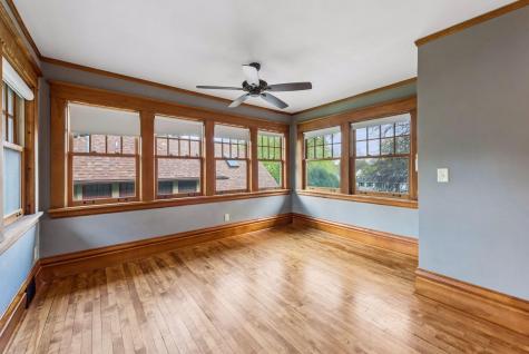1085 Ryan Avenue W Roseville MN 55113