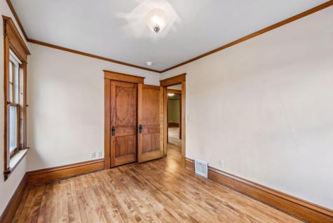 1085 Ryan Avenue W Roseville MN 55113