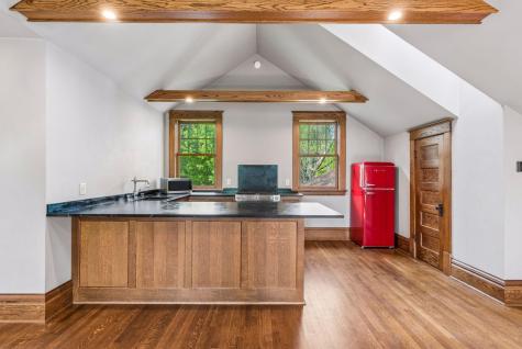 1085 Ryan Avenue W Roseville MN 55113