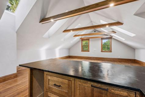1085 Ryan Avenue W Roseville MN 55113
