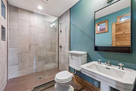 1085 Ryan Avenue W Roseville MN 55113
