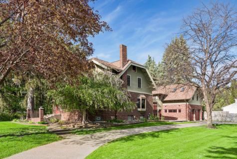 1085 Ryan Avenue W Roseville MN 55113