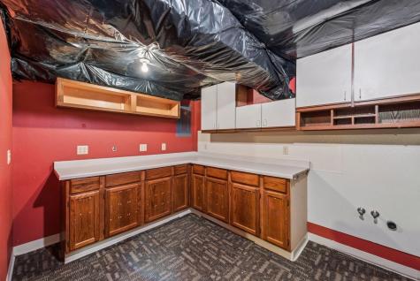 1085 Ryan Avenue W Roseville MN 55113