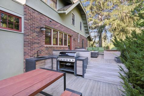 1085 Ryan Avenue W Roseville MN 55113