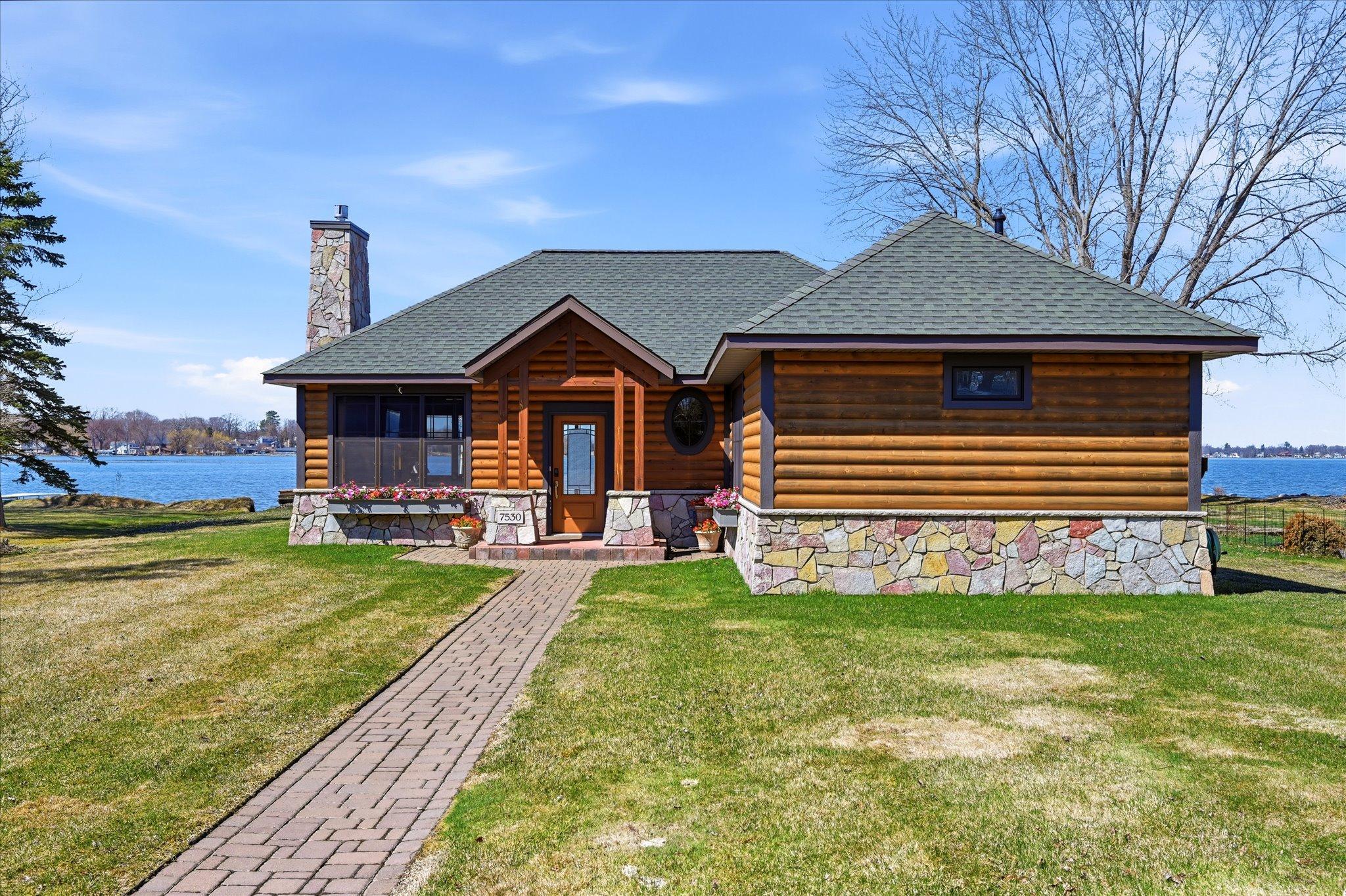 7530 N Shore Circle N Forest Lake MN 55025