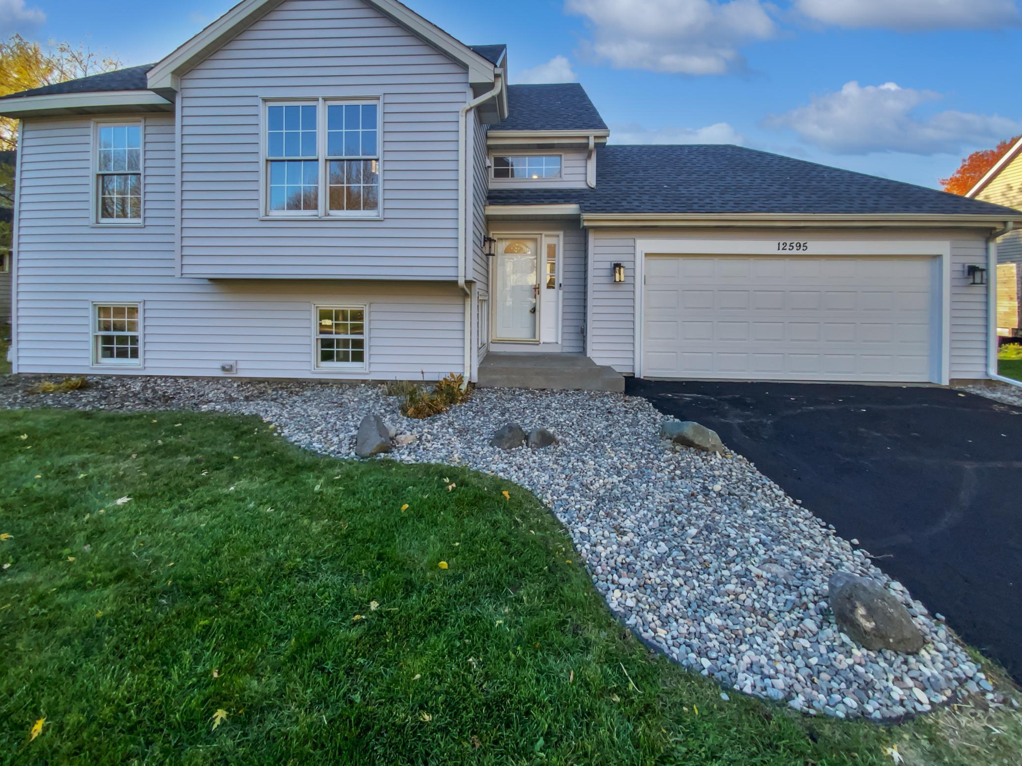 12595 Driftwood Court Apple Valley MN 55124