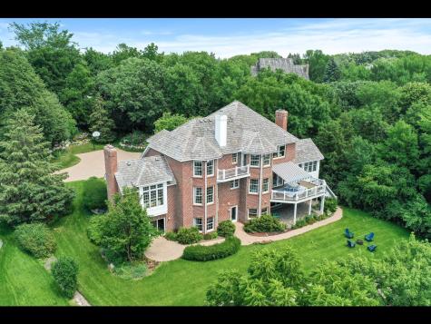 7180 Kenmare Drive Bloomington MN 55438