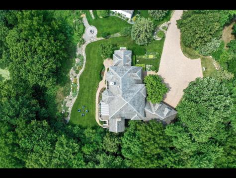 7180 Kenmare Drive Bloomington MN 55438