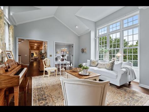 7180 Kenmare Drive Bloomington MN 55438