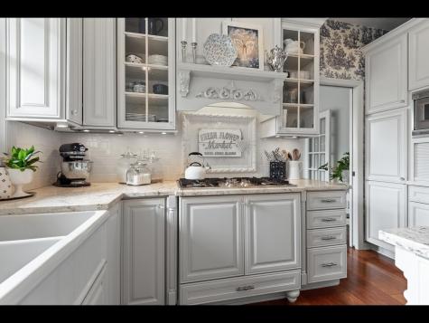 7180 Kenmare Drive Bloomington MN 55438