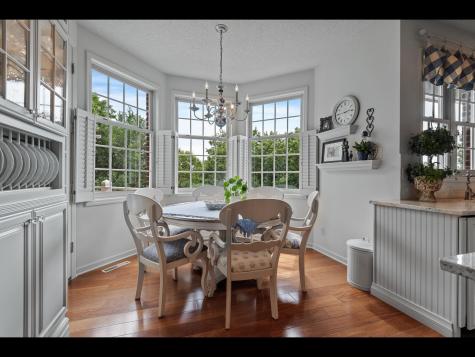 7180 Kenmare Drive Bloomington MN 55438