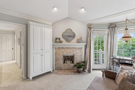 7180 Kenmare Drive Bloomington MN 55438