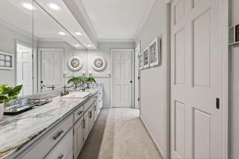 7180 Kenmare Drive Bloomington MN 55438