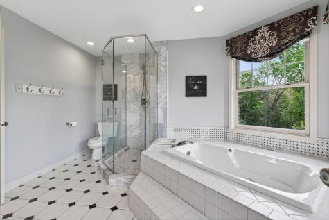 7180 Kenmare Drive Bloomington MN 55438