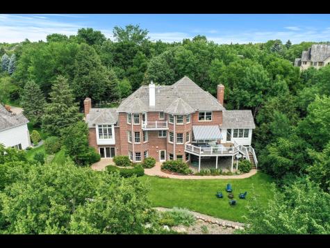 7180 Kenmare Drive Bloomington MN 55438