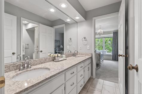 7180 Kenmare Drive Bloomington MN 55438