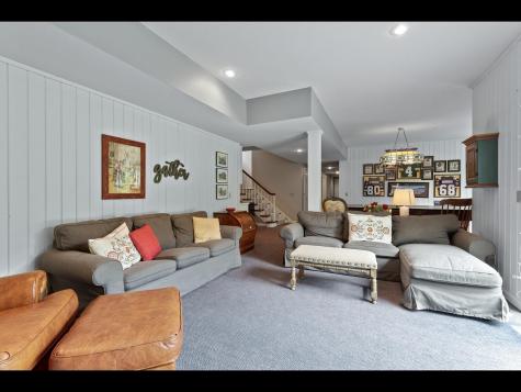 7180 Kenmare Drive Bloomington MN 55438