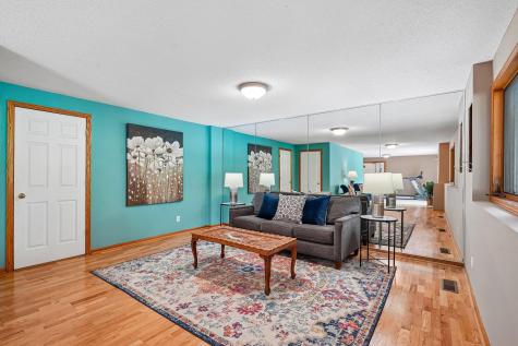 2890 Imperial Avenue N Lake Elmo MN 55042