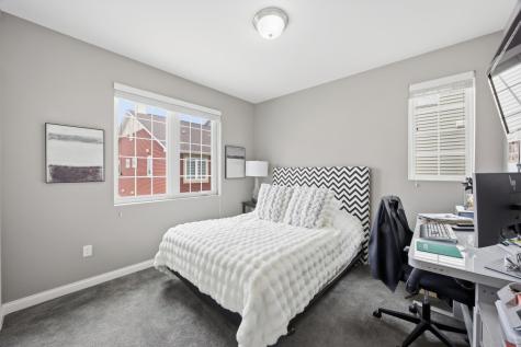 523 33rd Way E West Fargo ND 58078