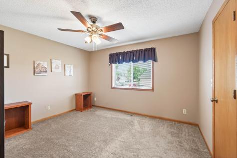 516 Cottonwood Street SW Isanti MN 55040