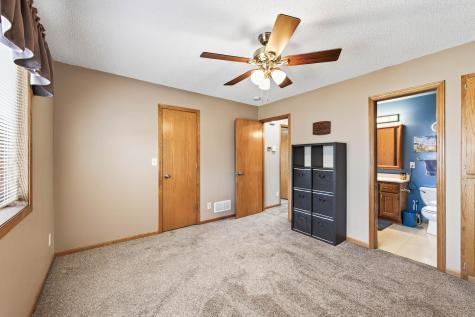 516 Cottonwood Street SW Isanti MN 55040