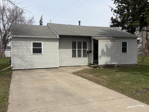 1008 7TH Avenue N Wahpeton ND 58075