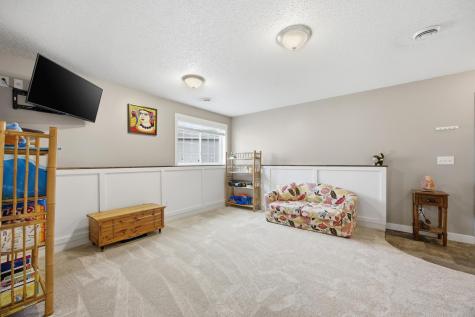 609 5th Street E Horace ND 58047