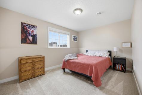 609 5th Street E Horace ND 58047