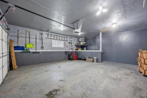 609 5th Street E Horace ND 58047