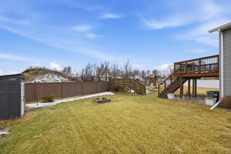 609 5th Street E Horace ND 58047