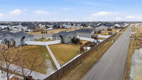 609 5th Street E Horace ND 58047