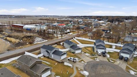 609 5th Street E Horace ND 58047