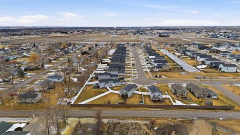 609 5th Street E Horace ND 58047
