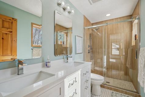 5769 Sunset Road Mound MN 55364