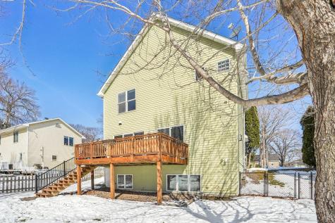 5769 Sunset Road Mound MN 55364