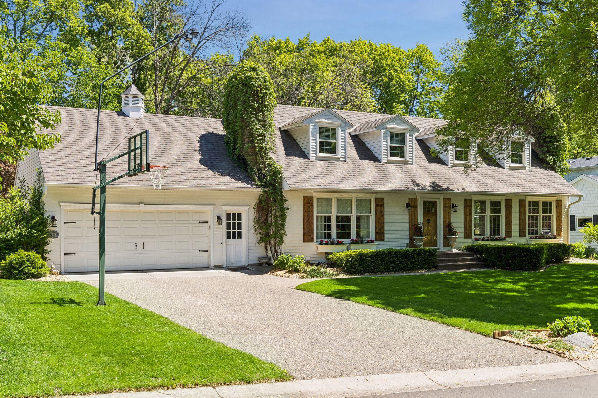 6529 Cherokee Trail Edina MN 55439