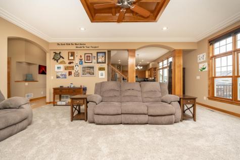 517 Appaloosa Avenue Shakopee MN 55379