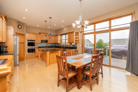 517 Appaloosa Avenue Shakopee MN 55379