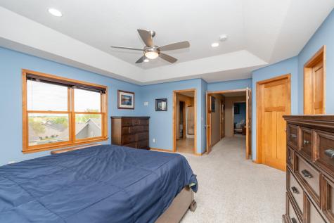 517 Appaloosa Avenue Shakopee MN 55379