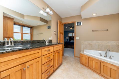 517 Appaloosa Avenue Shakopee MN 55379