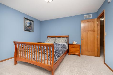 517 Appaloosa Avenue Shakopee MN 55379